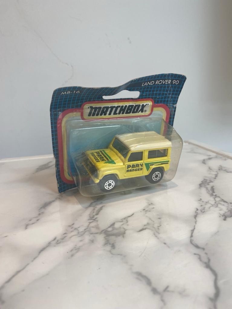 Vintage Matchbox MB-16 Land Rover 90 Sealed Boxed Unopened Car Toy Motorcity MC