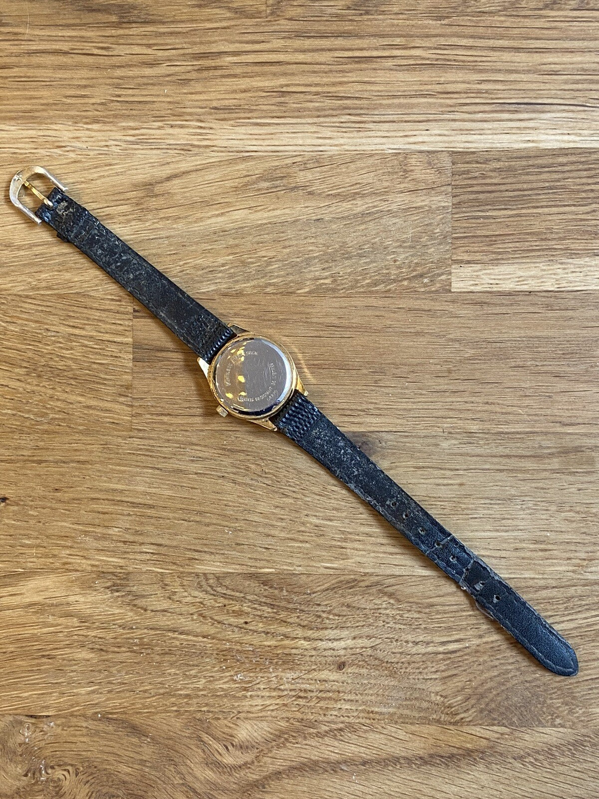 Vintage Sekonda Watch Water Resist Quartz 04270 Leather Strap Water Resistant