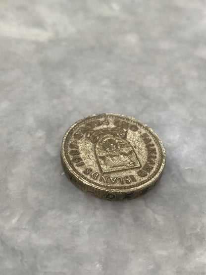 Rare Vintage 1987 Falkland Islands £1 One Pound Coin War Queen Elizabeth Money