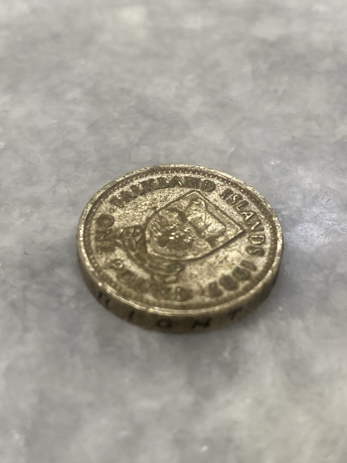 Rare Vintage 1987 Falkland Islands £1 One Pound Coin War Queen Elizabeth Money